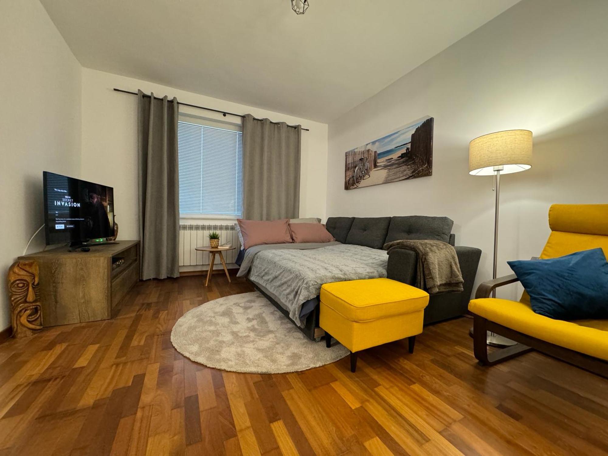 Kakavanen'S Sea View Apartment Baltsjik Buitenkant foto